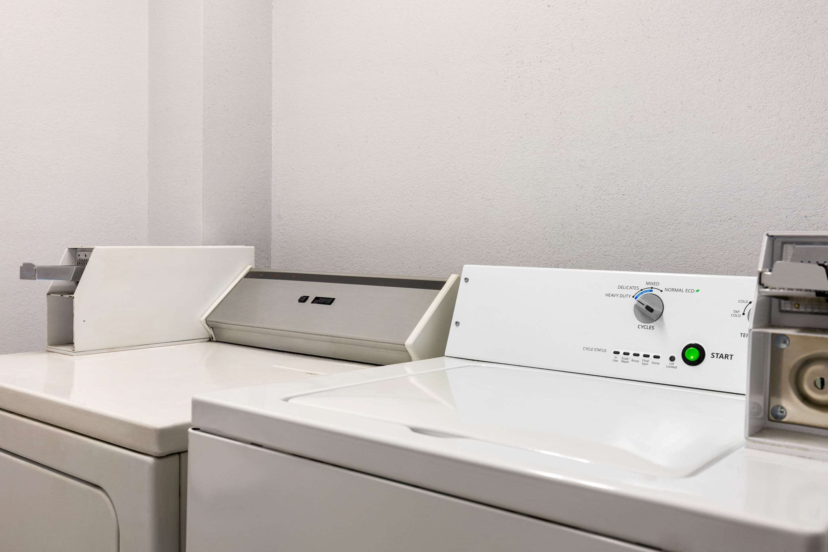 Laundry | Microtel Inn & Suites Lincoln