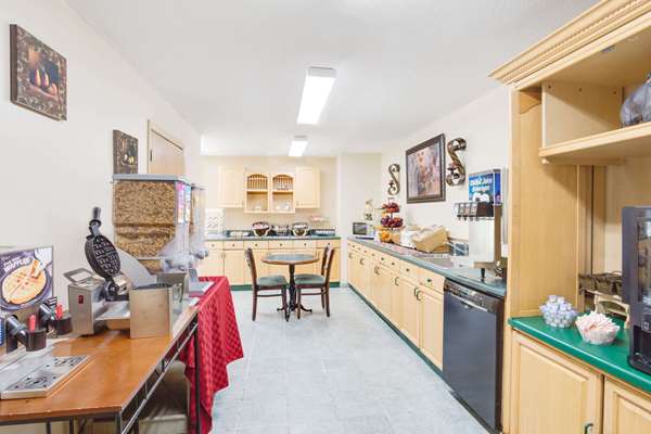  - Microtel Inn by Wyndham Greensboro - I-40, Exit 214