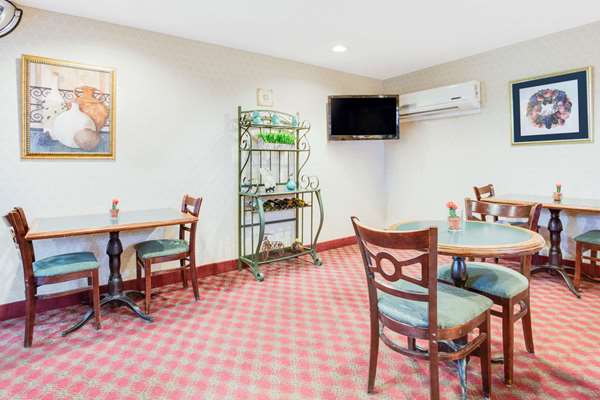  - Microtel Inn by Wyndham Greensboro - I-40, Exit 214