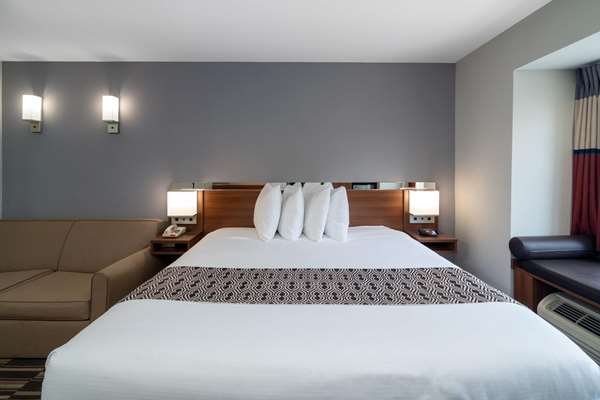 Suite - Microtel Inn & Suites by Wyndham Pooler - I-95, Exit 102