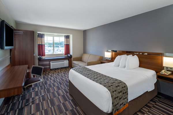  - Microtel Inn & Suites by Wyndham Pooler - I-95, Exit 102