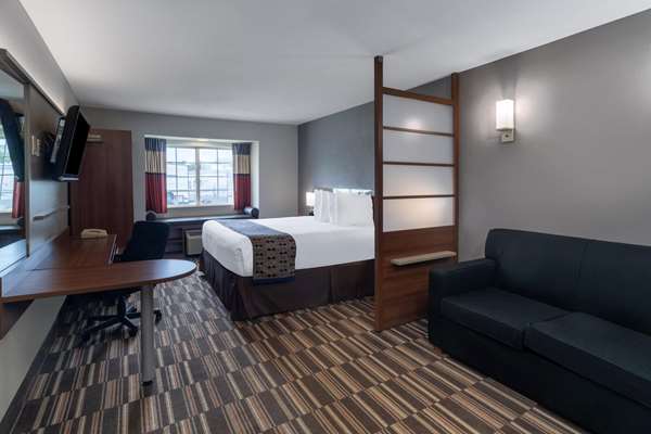 Suite - Microtel Inn & Suites by Wyndham Pooler - I-95, Exit 102