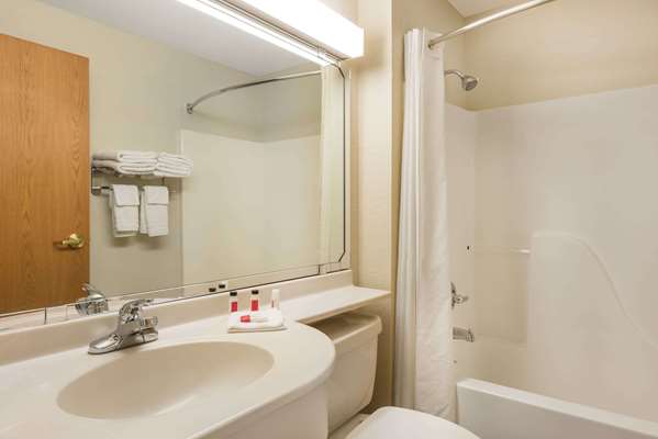  - Microtel Inn & Suites by Wyndham Ste Genevieve