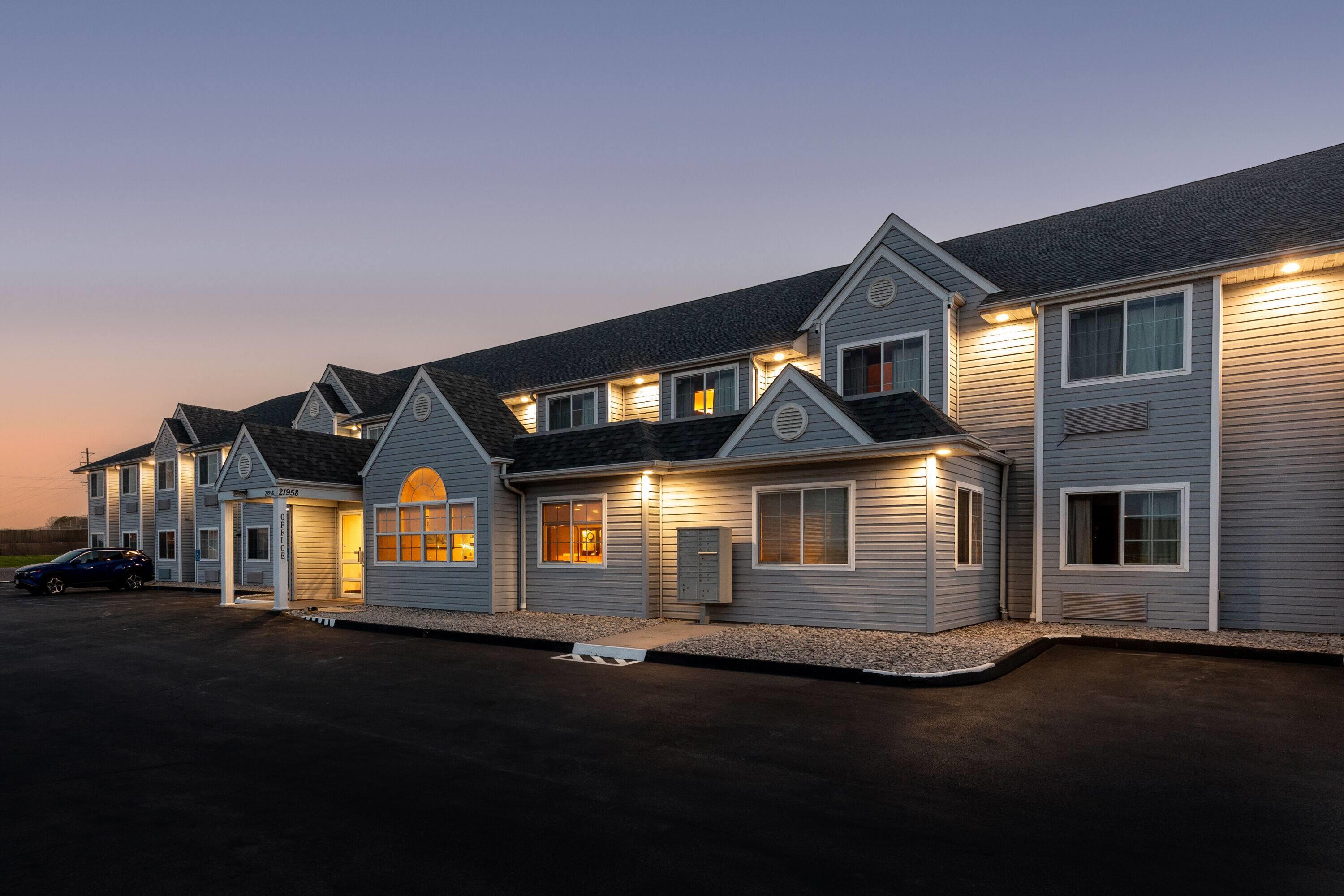 Exterior | Microtel Inn & Suites by Wyndham Sainte Genevieve