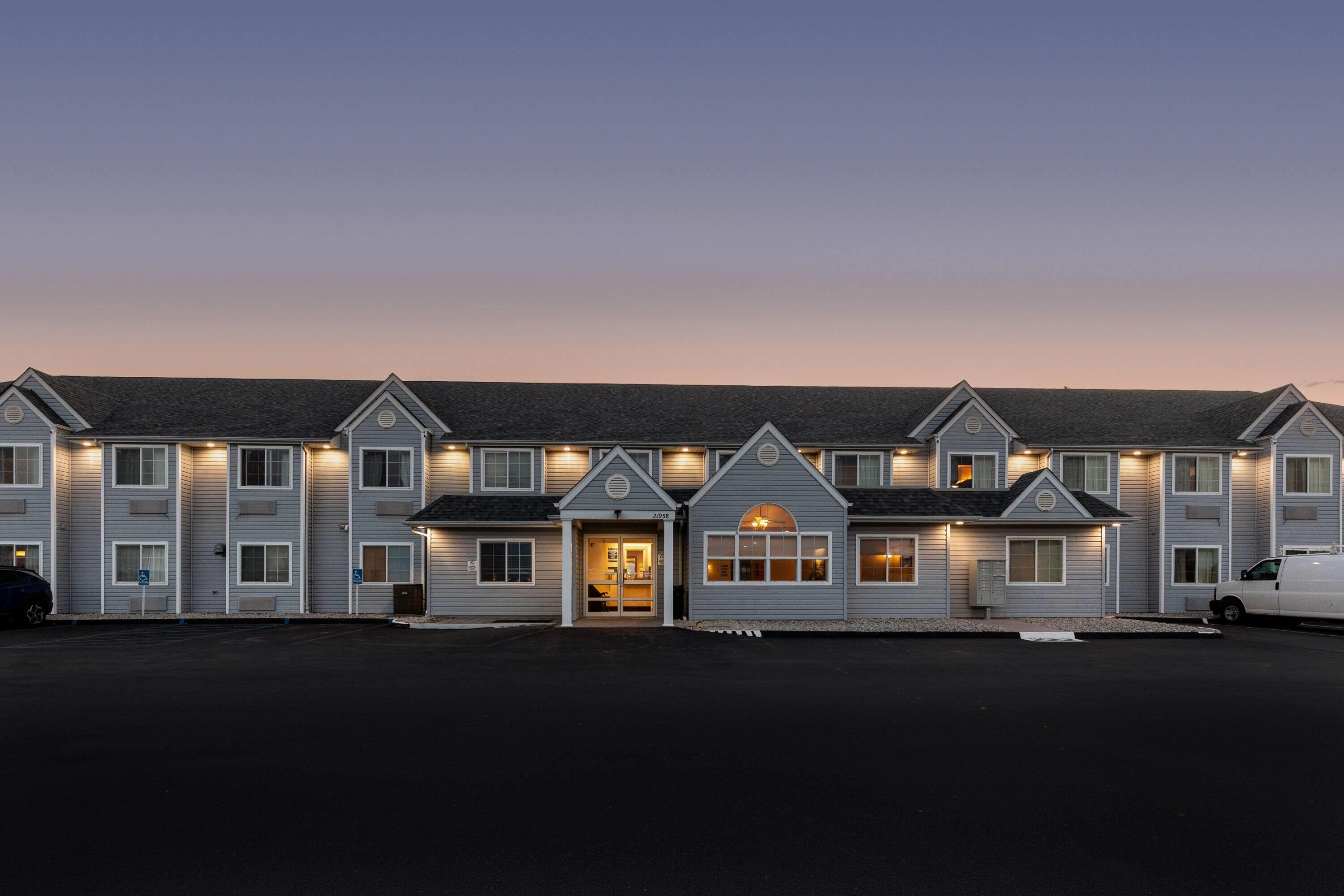 Exterior | Microtel Inn & Suites by Wyndham Sainte Genevieve