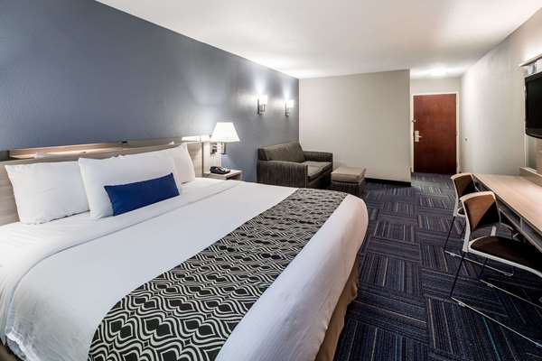  - Microtel Inn & Suites by Wyndham Greenville - I-385, Exit 37