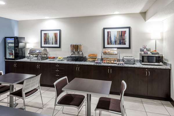  - Microtel Inn & Suites by Wyndham Greenville - I-385, Exit 37
