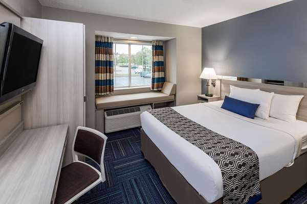  - Microtel Inn & Suites by Wyndham Greenville - I-385, Exit 37