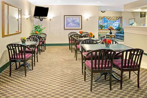 - Microtel Inn by Wyndham Raleigh Durham Airport Morrisville - I-40, Exit 284