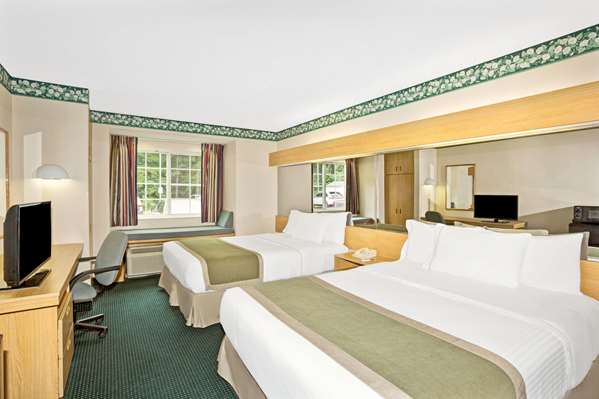  - Microtel Inn by Wyndham Raleigh Durham Airport Morrisville - I-40, Exit 284