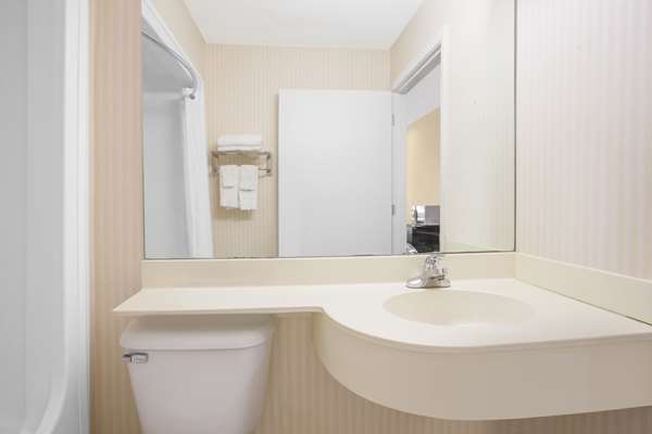  - Microtel Inn & Suites by Wyndham Kannapolis - I-85, Exit 58