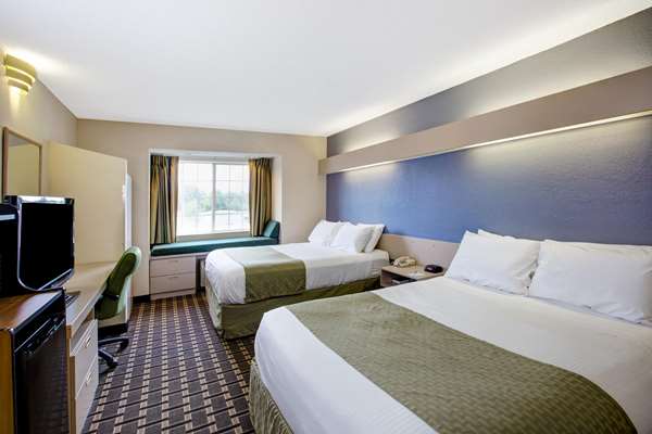  - Microtel Inn & Suites by Wyndham Statesville - I-77, Exit 49A
