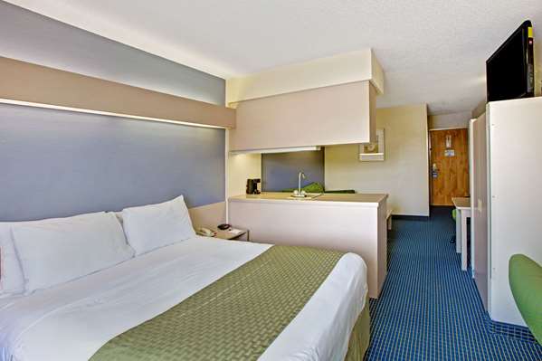 Suite - Microtel Inn & Suites by Wyndham Statesville - I-77, Exit 49A