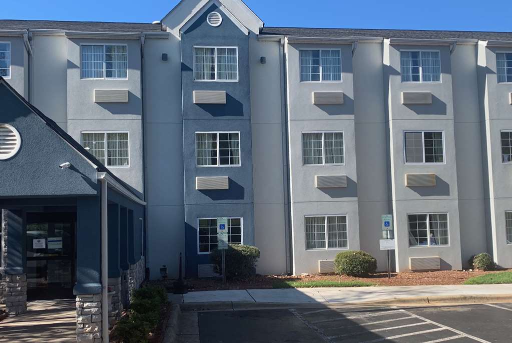 Microtel Inn & Suites Charlotte Arpt