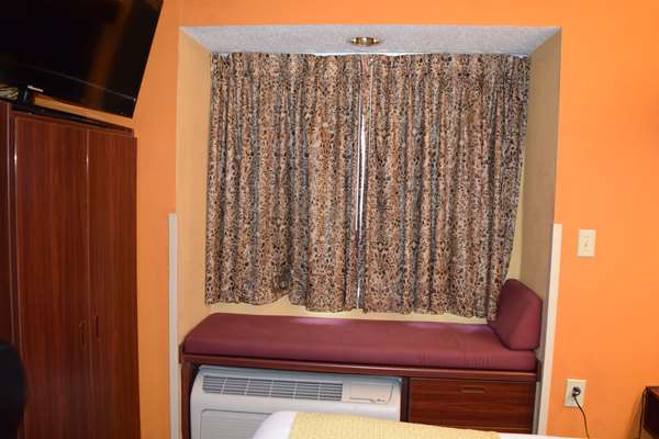  - Microtel Inn & Suites by Wyndham Rock Hill - I-77, Exit 82