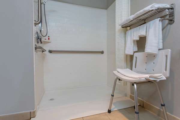  - Microtel Inn & Suites by Wyndham Airport Philadelphia - I-95, Exit 10 & 12B