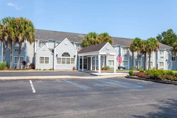 Exterior view - Microtel Inn & Suites by Wyndham Gulf Shores