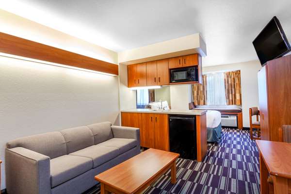 Suite - Microtel Inn & Suites by Wyndham Gulf Shores