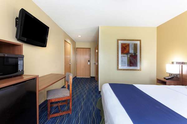  - Microtel Inn & Suites by Wyndham Gulf Shores