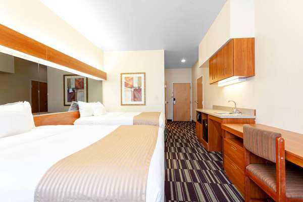 Suite - Microtel Inn & Suites by Wyndham Gulf Shores