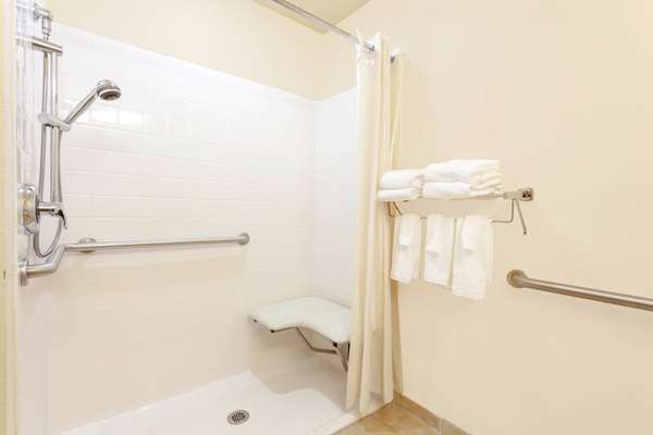  - Microtel Inn & Suites by Wyndham Gulf Shores