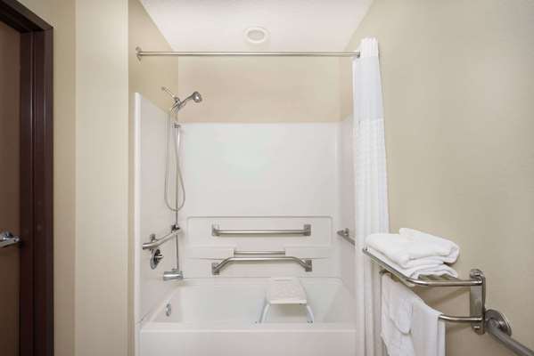  - Microtel Inn by Wyndham Bowling Green - I-65, Exit 22