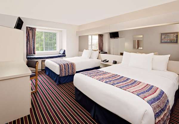  - Microtel Inn by Wyndham Madison - I-39, I-90 & I-94, Exit 135