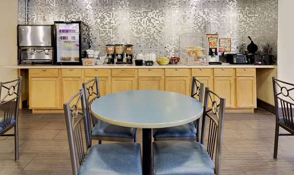  - Microtel Inn by Wyndham Madison - I-39, I-90 & I-94, Exit 135