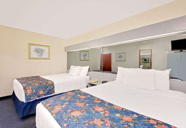  - Microtel Inn & Suites by Wyndham Hagerstown - I-81, Exit 9