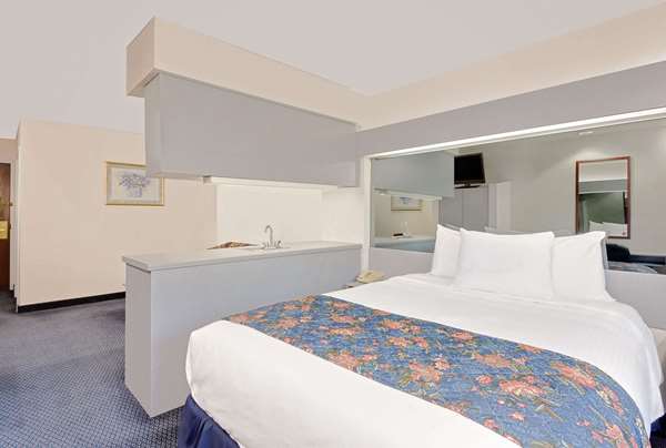  - Microtel Inn & Suites by Wyndham Hagerstown - I-81, Exit 9