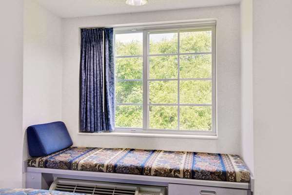  - Microtel Inn & Suites by Wyndham Hagerstown - I-81, Exit 9