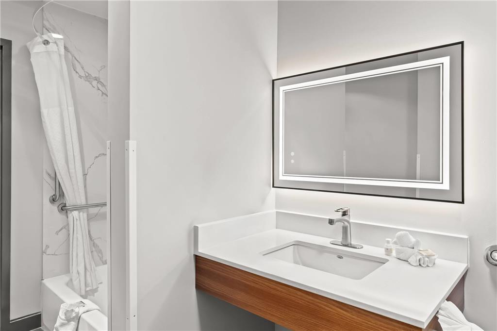 MICROTEL INN & SUITES BY WYNDHAM NO-guestroom-Guest Room,Bathroom,On-Site.jpg