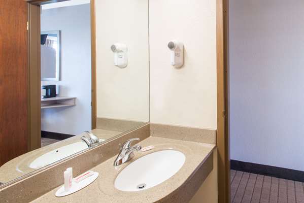  - Microtel Inn & Suites by Wyndham Seneca Falls