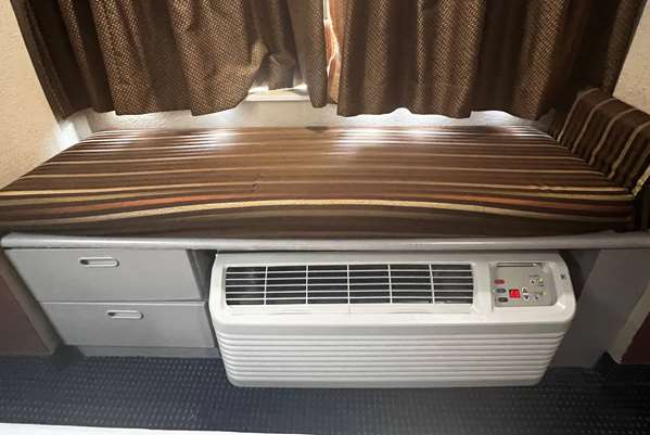  - Microtel Inn & Suites by Wyndham Clear Lake Houston