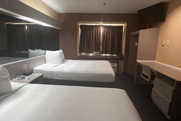  - Microtel Inn & Suites by Wyndham Clear Lake Houston