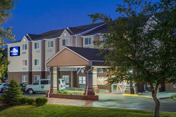 Exterior view - Microtel Inn & Suites by Wyndham Airport Kansas City - I-29, Exit 13