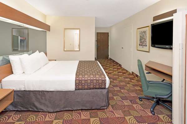  - Microtel Inn by Wyndham Airport Denver