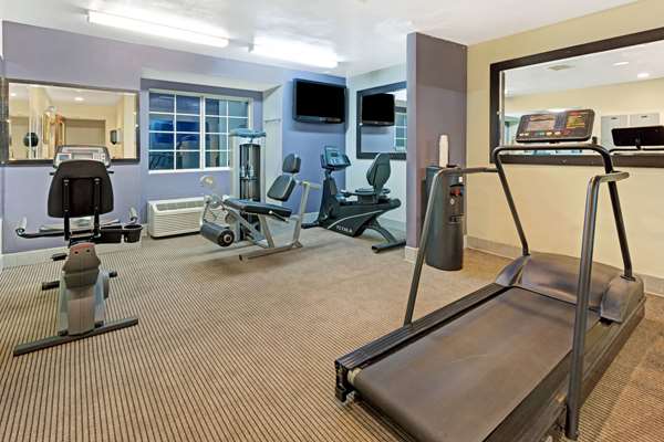 Fitness/ Exercise Room - Microtel Inn by Wyndham Airport Denver