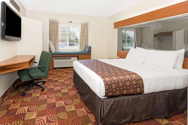  - Microtel Inn by Wyndham Airport Denver
