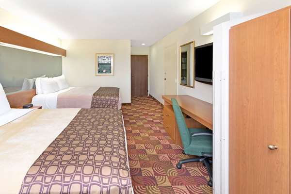  - Microtel Inn by Wyndham Airport Denver