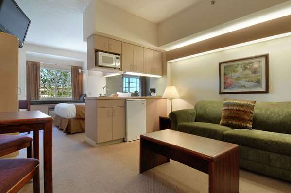 Suite - Microtel Inn by Wyndham Mall of America Bloomington