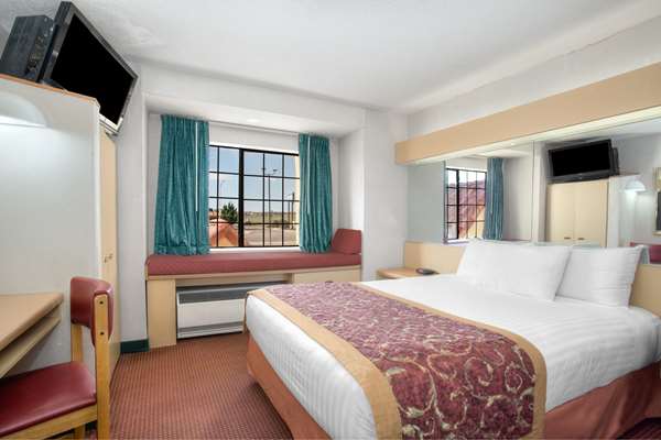  - Microtel Inn by Wyndham Gallup - I-40, Exit 16