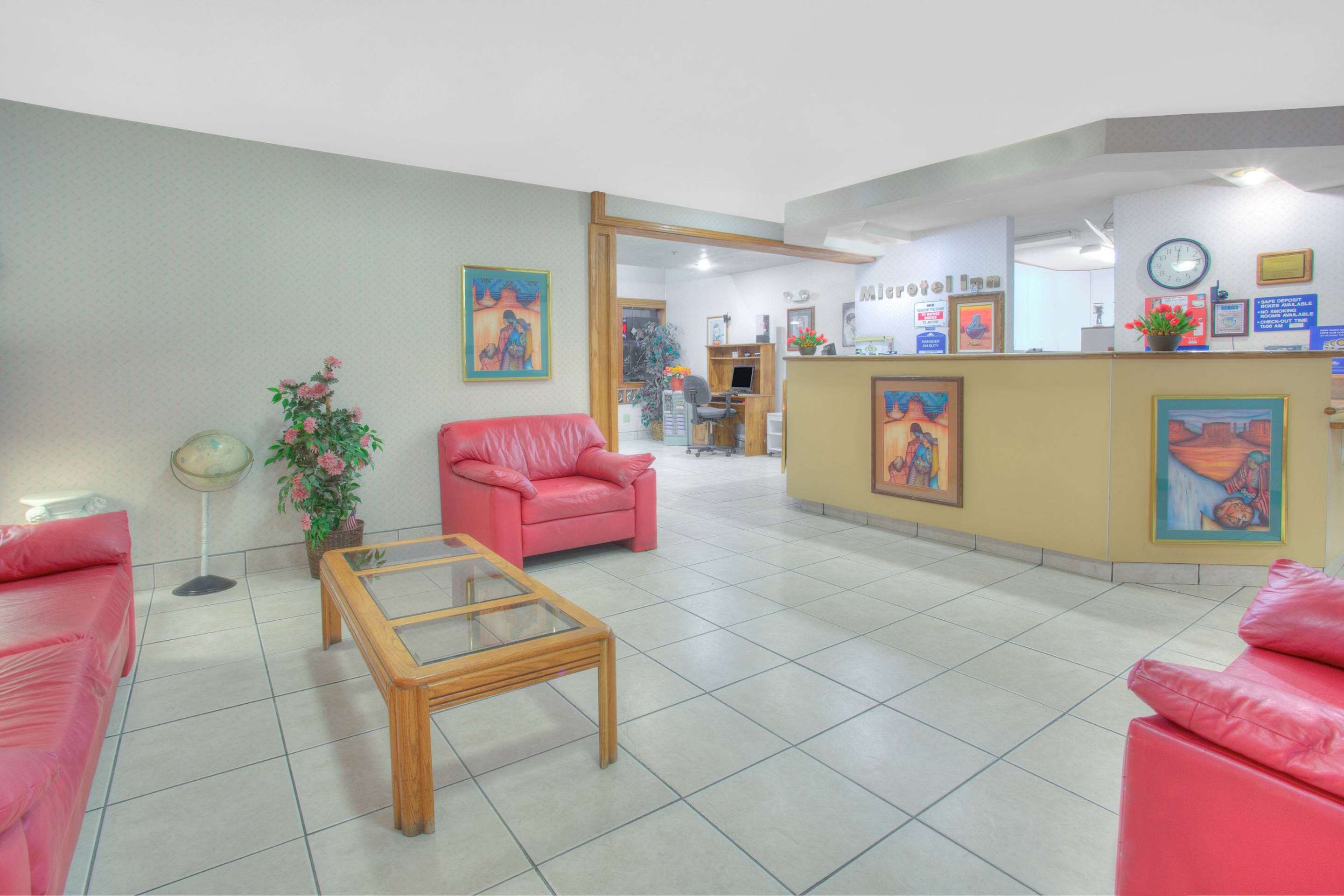 Lobby | Microtel Inn by Wyndham Gallup