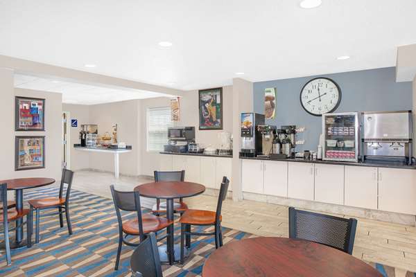  - Microtel Inn by Wyndham Clear Lake - I-35, Exit 194