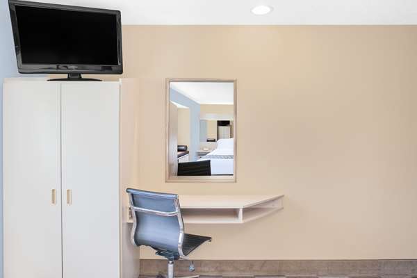  - Microtel Inn by Wyndham Clear Lake - I-35, Exit 194