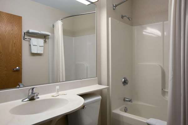  - Microtel Inn by Wyndham Champaign - I-57, Exit 238