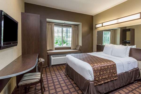  - Microtel Inn & Suites by Wyndham Airport Jacksonville