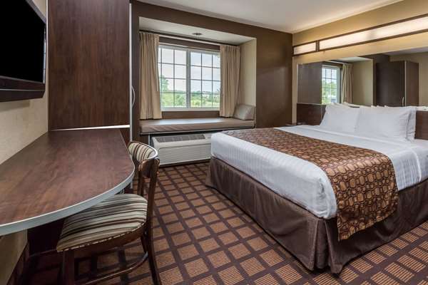  - Microtel Inn & Suites by Wyndham Airport Jacksonville