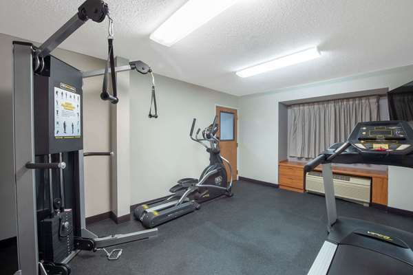 Fitness/ Exercise Room - Microtel Inn & Suites by Wyndham Springfield - I-55 & I-72, Exit 94