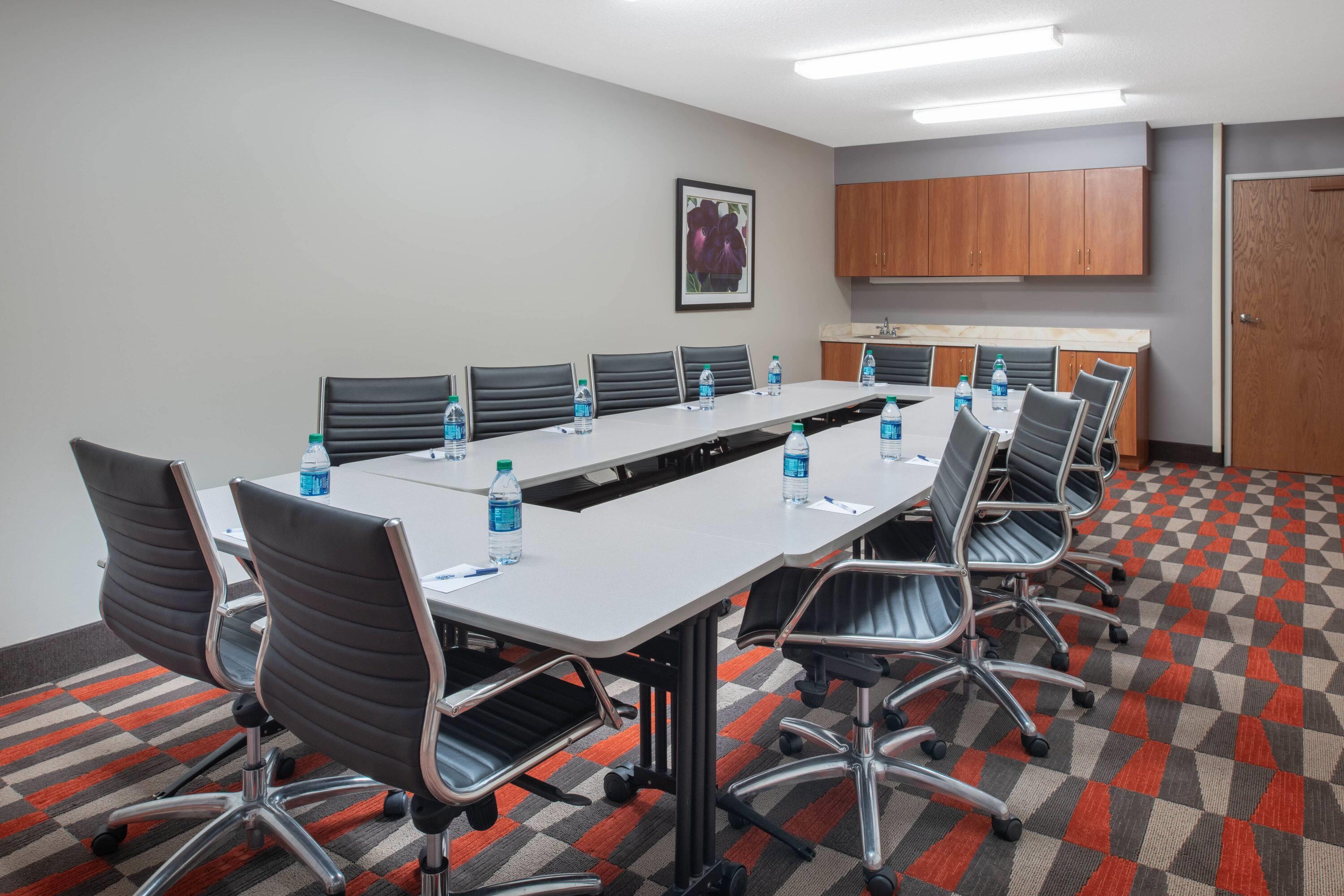 Meeting Room | Microtel Inn & Suites by Wyndham Springfield